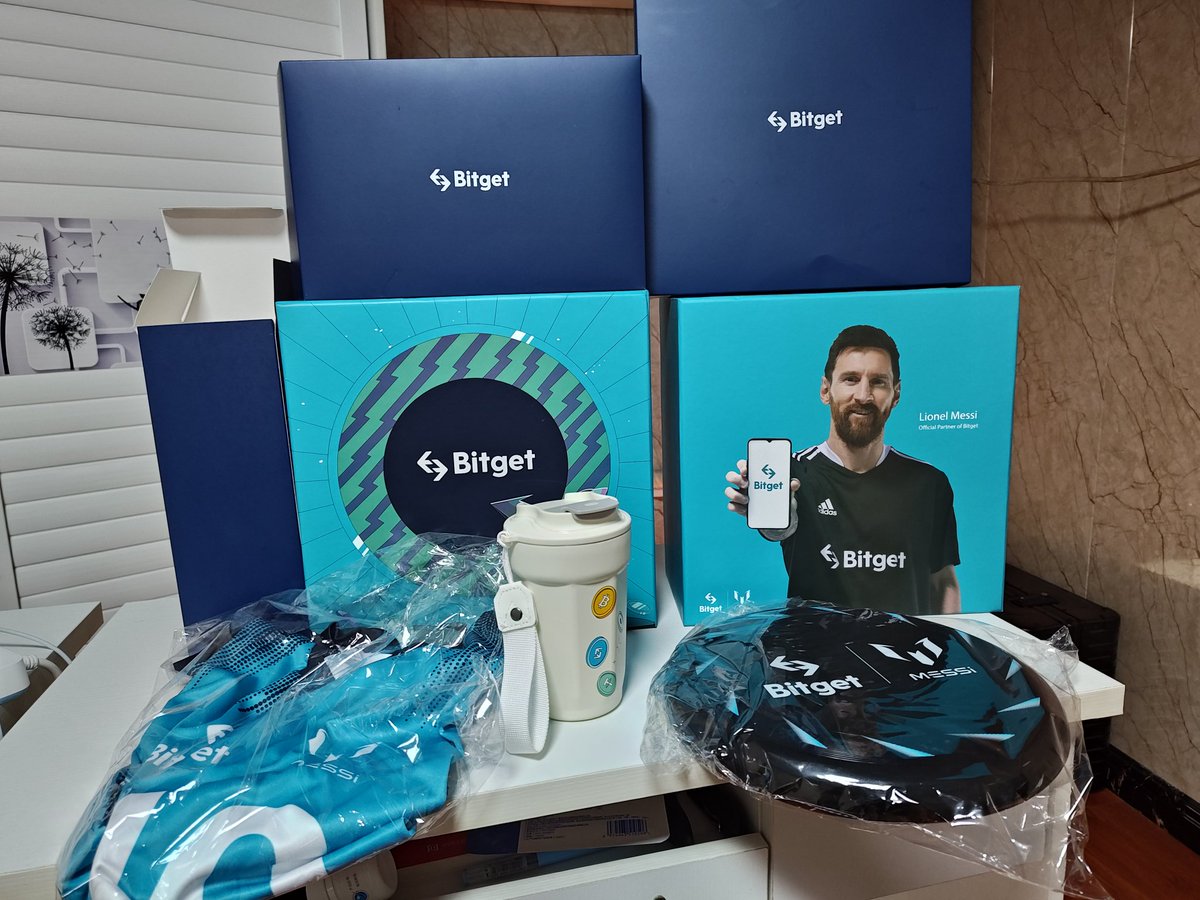 knifecrypto1's tweet photo. 感谢 @Bitget_zh 赞助的周边，点赞+转发，随机抽一套，24小时开奖！

bitget现货合约20%返佣链接，交易量大最高能给到70%
https://t.co/afR0vuSyZX

邀请码：jsu03454 https://t.co/fqKh1OwAR3