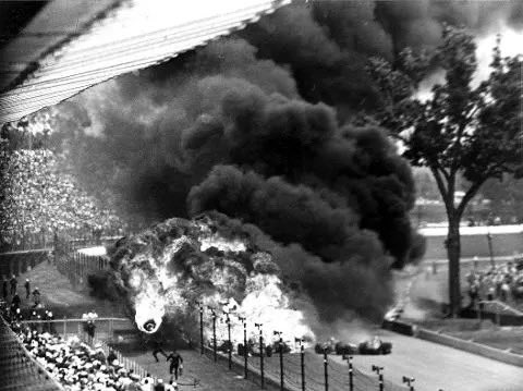 500Indy1911's tweet photo. I try not to be morbid about the Indy 500.

But, it’s claimed a large number of lives in 110+ years.

These pictures from 1964 are insane.

Imagine if this happened today?

#EddieSachs || #DaveMacDonald || #Indy500 https://t.co/927X88Be5C