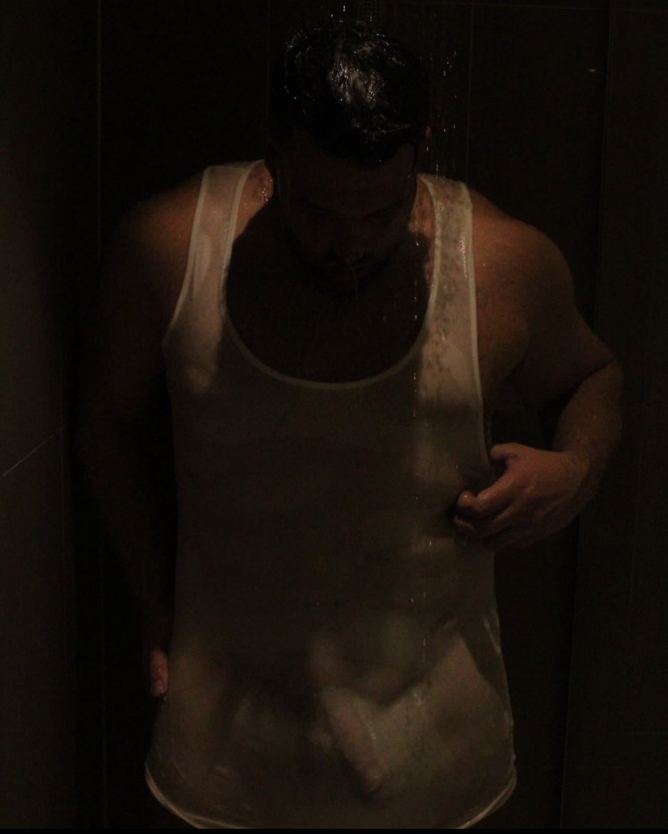 Val02400682's tweet photo. 🍆🍆😍😍 https://t.co/lULuo2NOJK