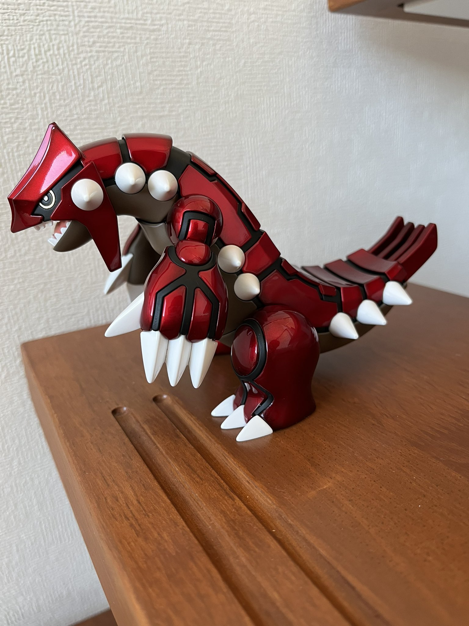 ポケプラ グラードン 天然石風キャンディ塗装 - メルカリ