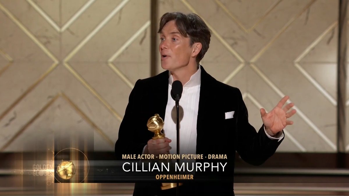 Cillian Murphy wins Best Actor!

Emang tahunnya beliau ini! 🔥

#GoldenGlobes