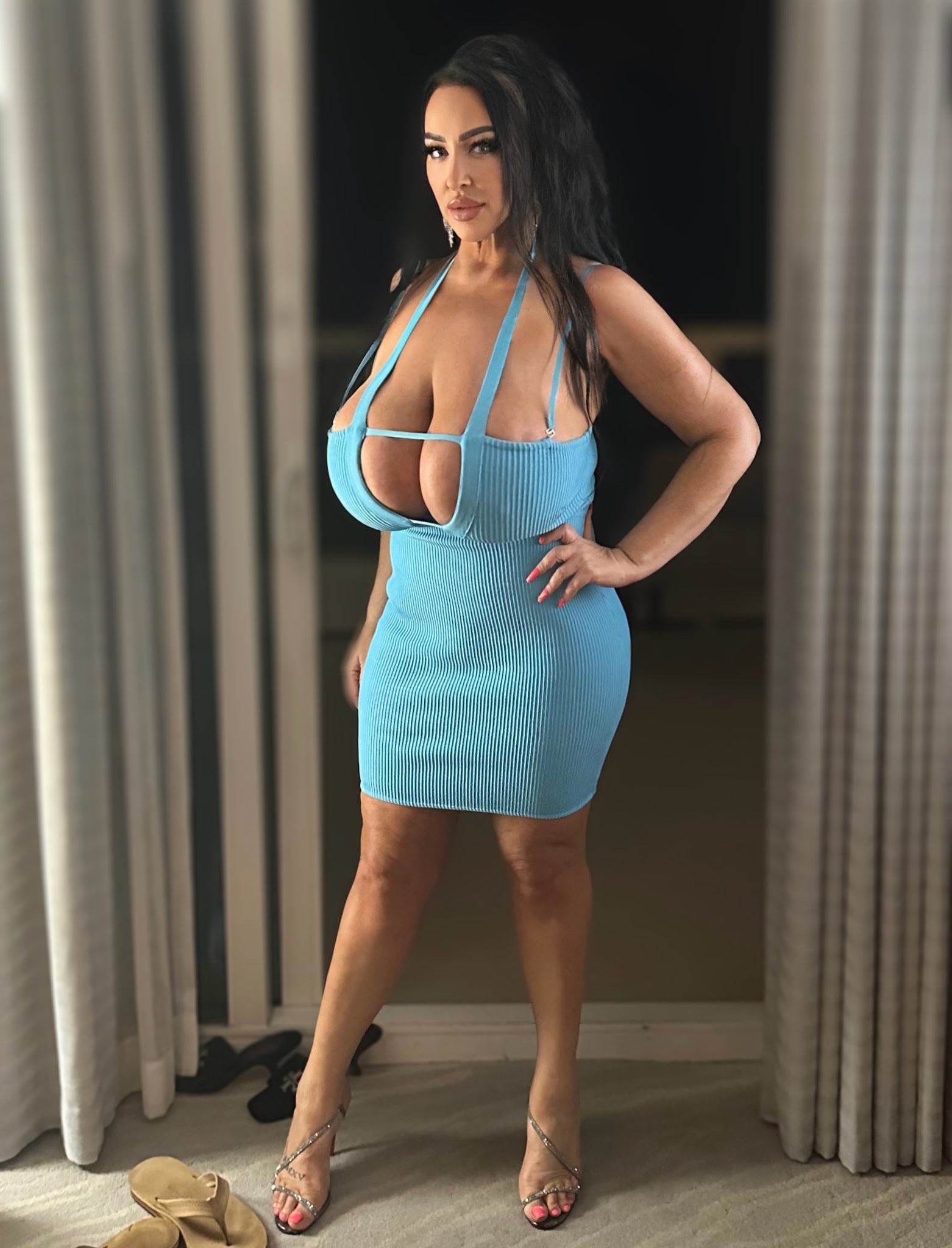 Kristine Kiss on X: Do you all know my LoyalFans has all my content with  zero PPV for one price? Watch me everyday with no extra $ required. What  are you waiting