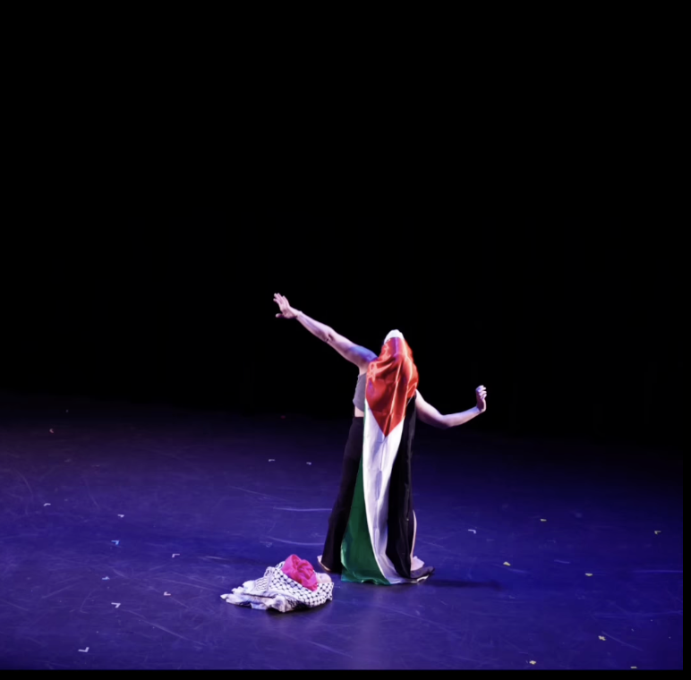 CleoPoemdancer's tweet photo. My Ceasefire Dance for Palestine: Child of Humanity #FreePalestine #PermanentCeasefireNOW #SaveTheChildrenofGaza https://t.co/sj88OlAHbc