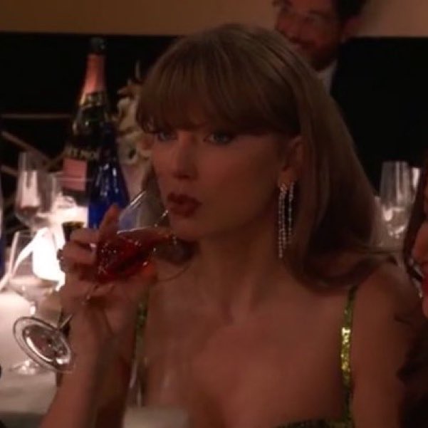 7-Strong Brand tweet media