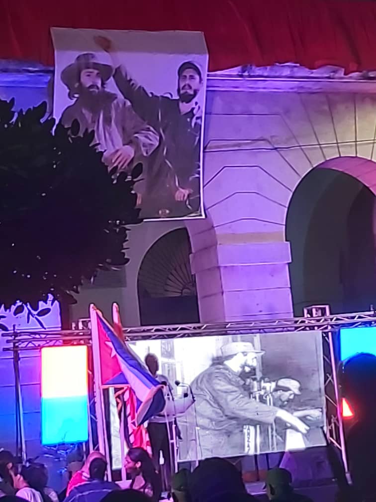 filialmatanzas's tweet photo. La caravana de La Libertad en la Provincia de Matanzas. El Parque de la Libertad fue el escenario donde se enarbolaron insignias patrióticas en conmemoración del 7 de enero de 1959.
#EneroDeVictorias
#CaravanadelaLibertad
#MatancerosEnVictoria
#CopextelPresente
#FidelVive https://t.co/KbfzQ4wVZ0