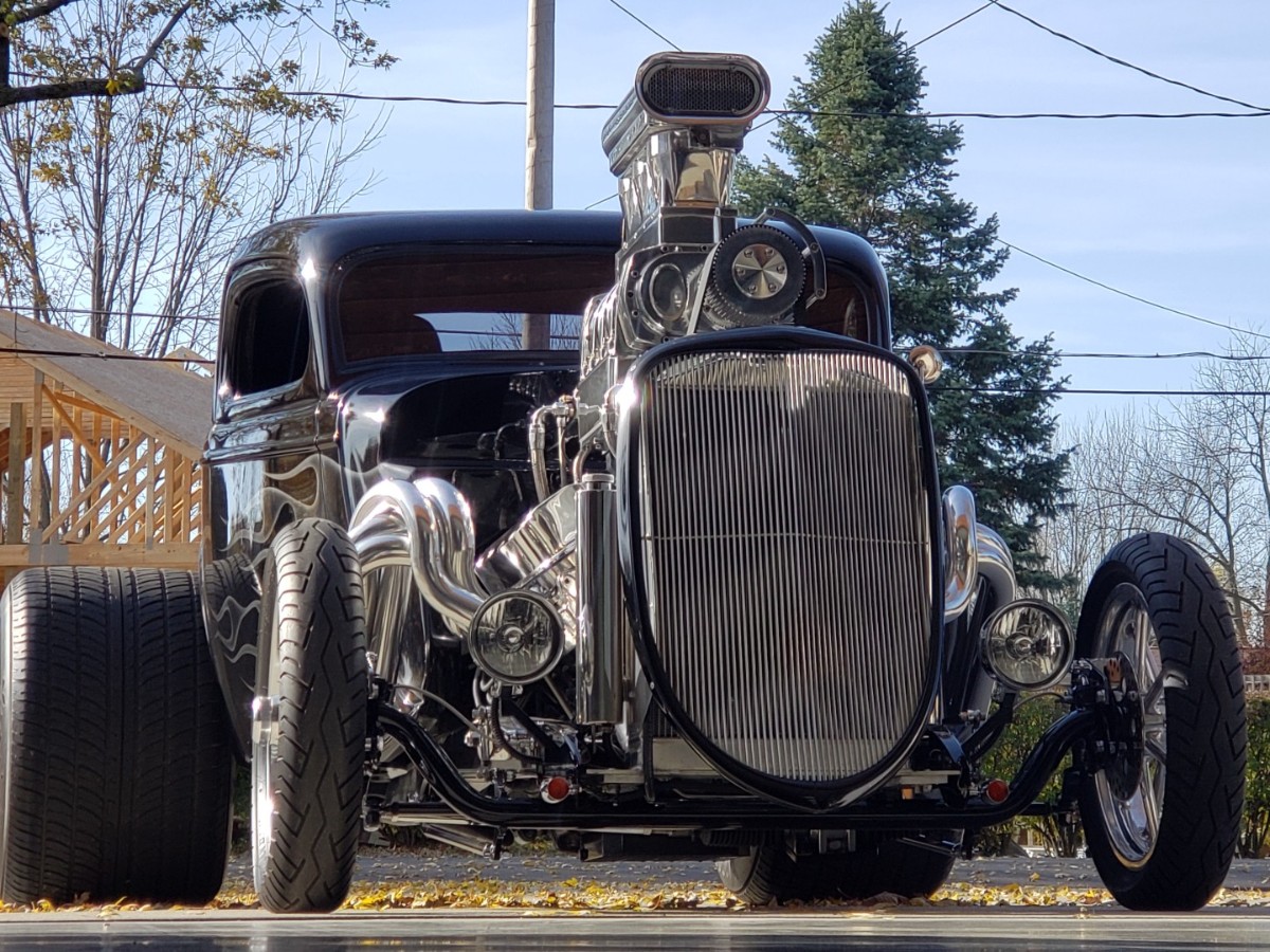 Eric's 1934 Ford Coupe Hot Rod.

We love seeing what our customers build using parts from Speedway Motors. Eric's '34 stopped us in our tracks. With it's wild blown big block and outrageous proportions, this is what hot rods are all about: brnw.ch/21wFSnS
