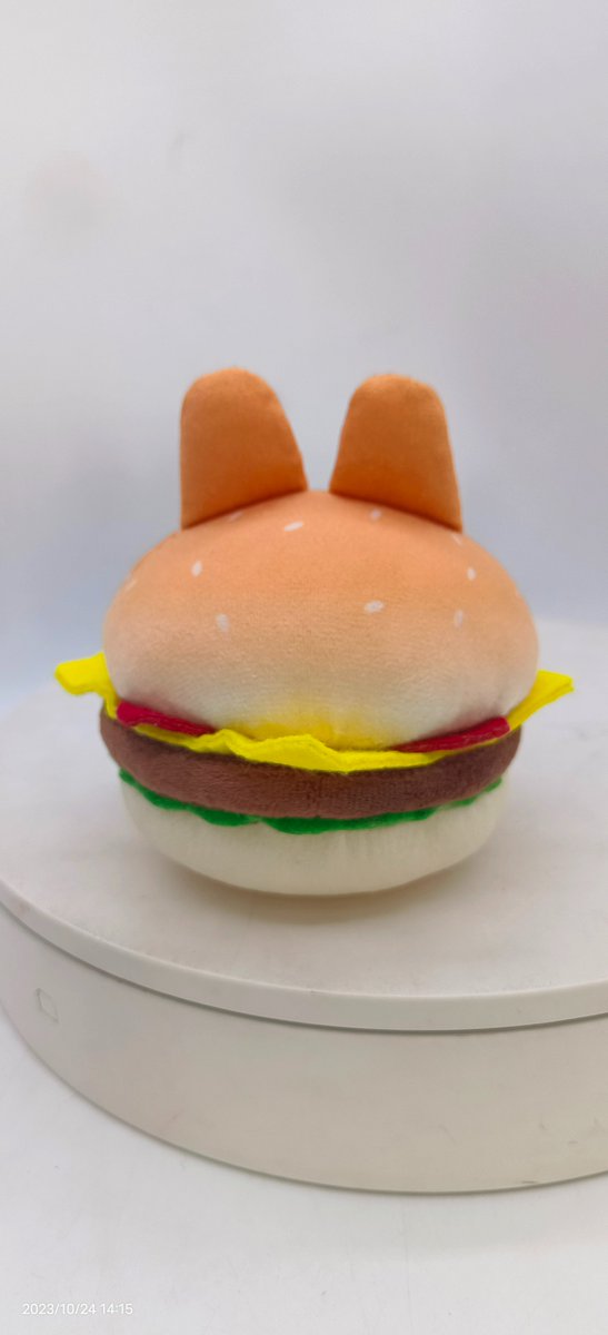 AAAA delicious burger~🍔🥧🍩 #plush #plushie #toys #ToyChica #furryart #furryartwork #furrycommunity