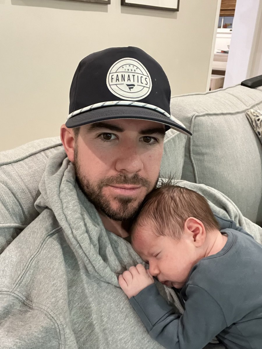 Part 1 of paternity leave is up...we back at it tomorrow! Past 3.5 weeks have been so god damn awesome...I'm blessed beyond words and energized to get back in the game.