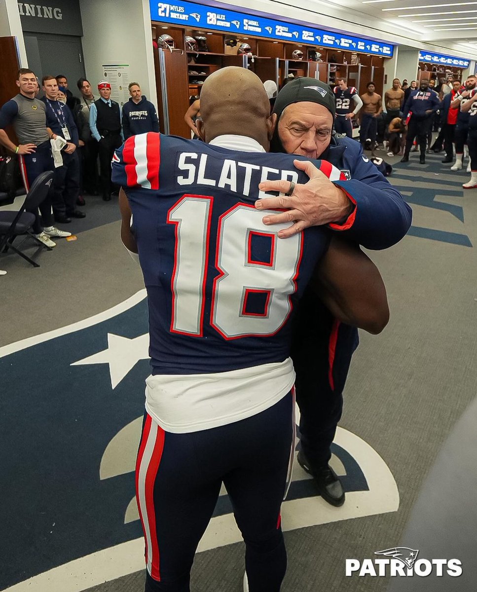 mikekadlick's tweet photo. Cool shot of Belichick and Slater’s postgame embrace. 

(📸: @Patriots) https://t.co/7LgZ9jez2N