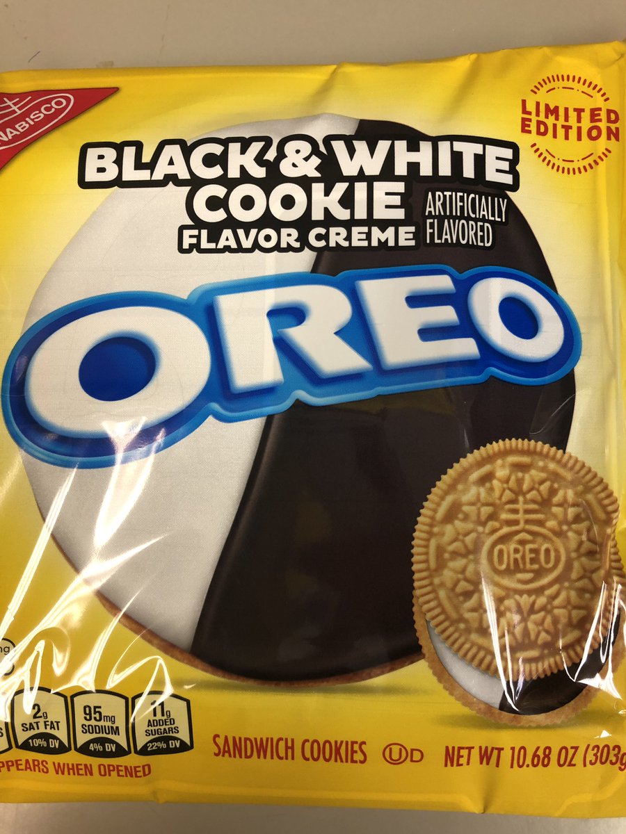 StevenLundmark's tweet photo. Look to the black and white cookie https://t.co/8tvivEBbtW