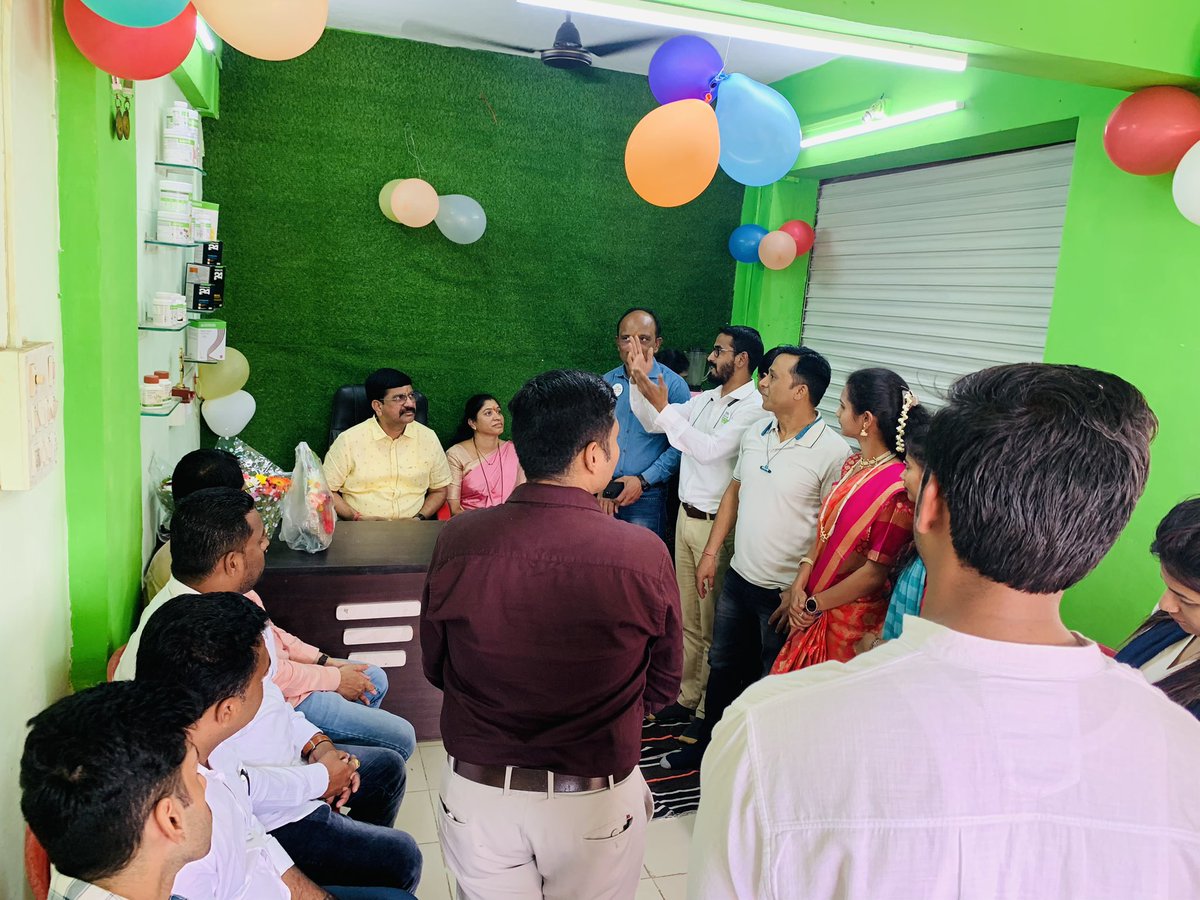 MonikaPanve's tweet photo. जिजाऊ शैक्षणिक व सामाजिक संस्थेचे संस्थापक मा.निलेश सांबरे साहेब यांच्या उपस्थित लाइफ़स्टाईल झोन,जीवनशैली कम्युनिटी सेंटर चे उद्घाटन मोठ्या आनंदाने पार पडले. 
.
#jijauforbhiwandi #जिजाऊ_एक_आधारवड #lifestylezone #NileshSambare #jijauforall #opping #clinic #health https://t.co/uHRK2bB97o