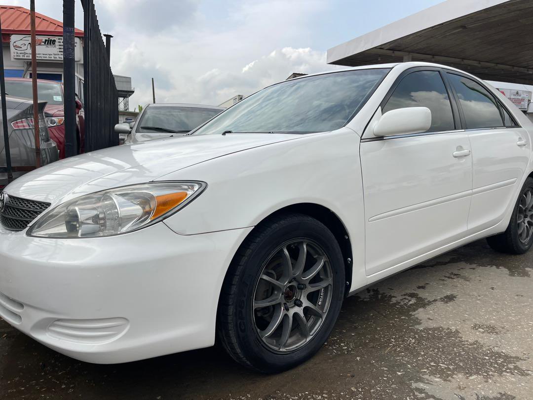 kingofthekoast's tweet photo. @Carsnationn 04 Camry
4.4m slightly negotiable 
Lagos. https://t.co/VU7qFy0sCt