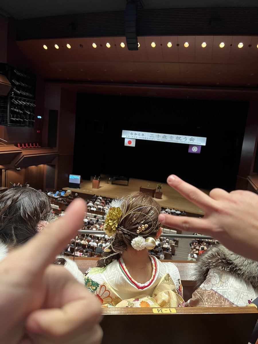 manjuu400's tweet photo. 成人式！！ https://t.co/Nla2OzQdGp