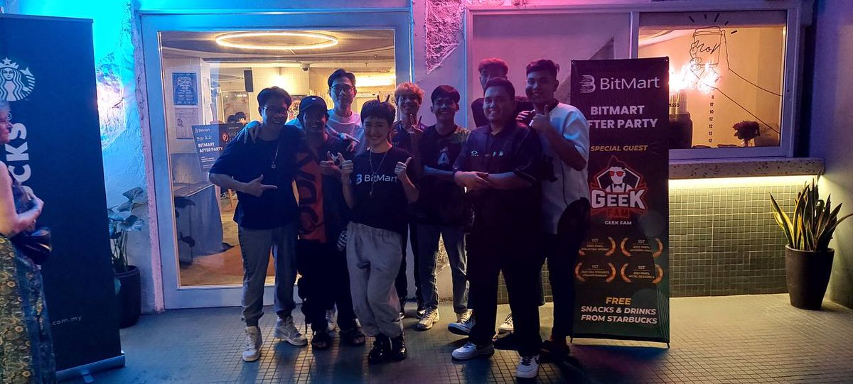 BitMartExchange's tweet photo. Celebrating an incredible after-party by #BitMart in Malaysia 🇲🇾 following #PMMSEA2024, hosted by @gemsgg_official, a leader in Esports 3.0. 🥳

It was a pleasure meeting so many #BitMartians from our local community &amp; the vibrant Web2/Web3 gaming community! 🌐 https://t.co/0Nj6DVUa3C
