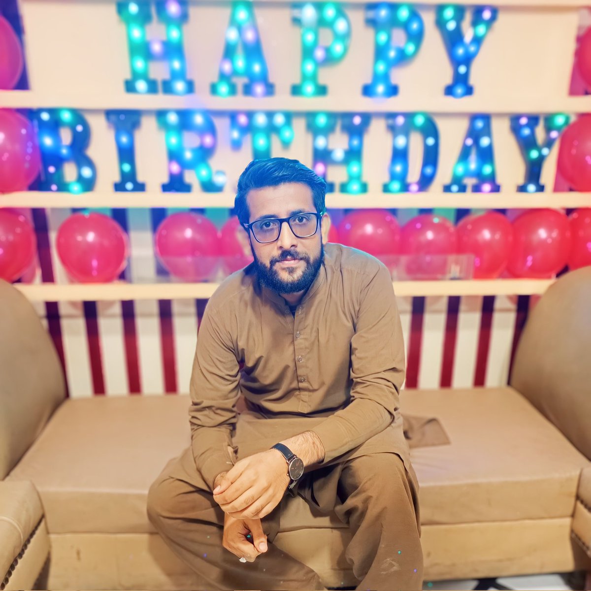 umer_bhatti1's tweet photo. #NewProfilePic https://t.co/LtGX4Apysr