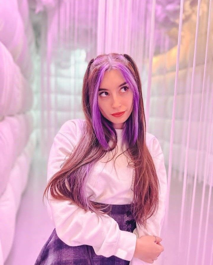 alrightsour's tweet photo. hola soy nueva en el fandom de lyna me aceptan?🥰💜 #lynatica https://t.co/qCvgMVdio5