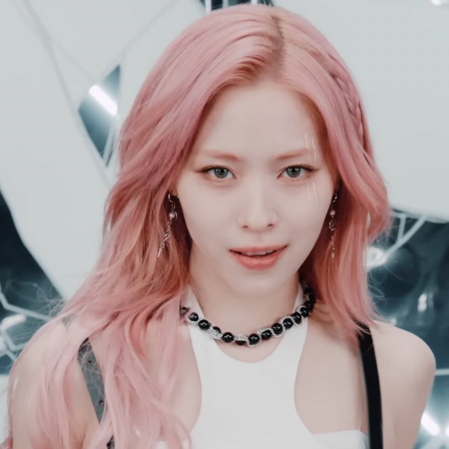 📈] 'Ryujin' is now trending under Korean Music Category with over