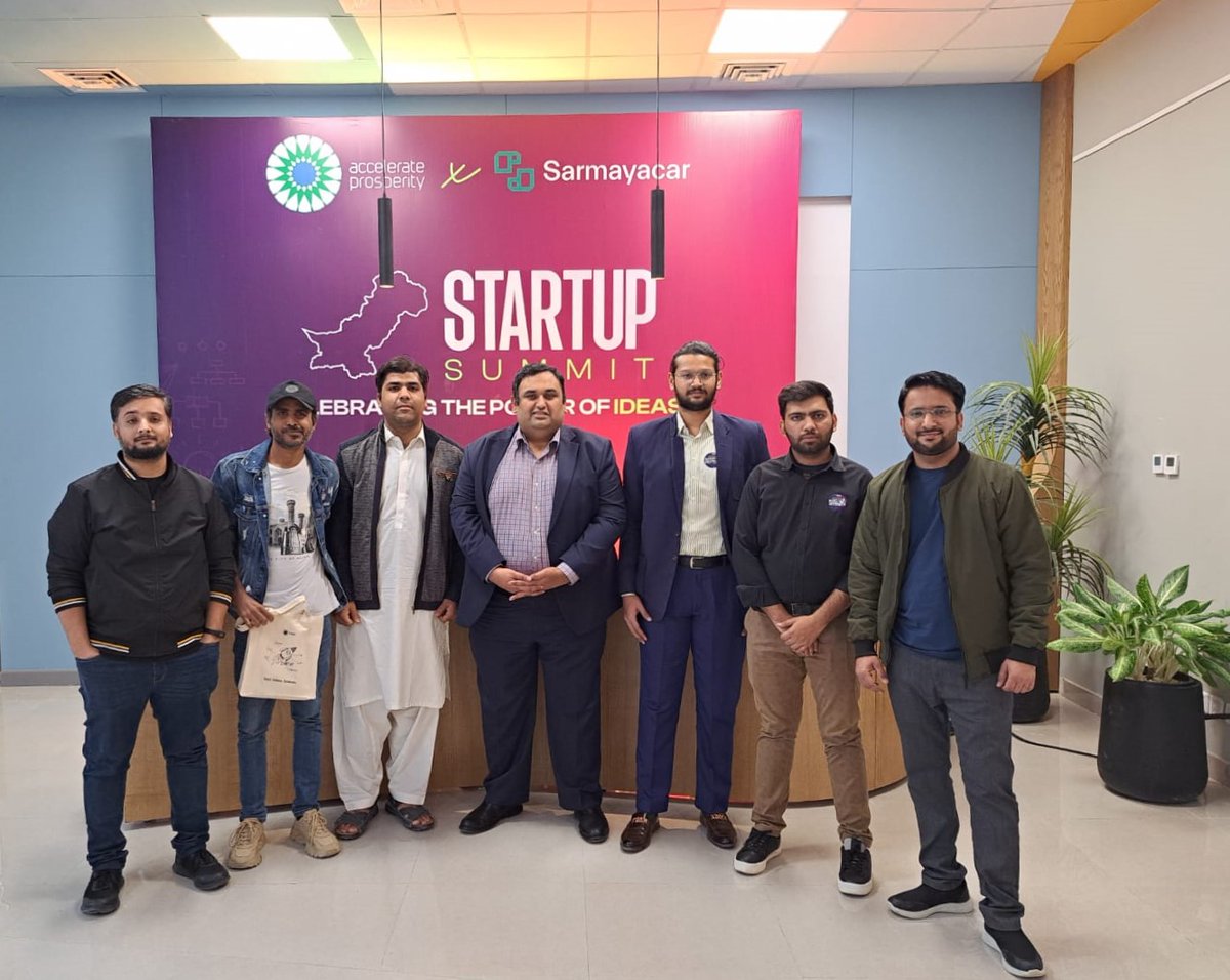 NICHyderabad's tweet photo. What a day at the @ApProsperity Initiative Innovation Showcase as our startups @MixealVR , Pak BioEnergy, and Indus Technetronic made us proud by demonstrating their ideas at the show. Our Project Director, @azzfur, and Program Manager, Qahafa Azhad supported our startups https://t.co/UWeKicaCJd