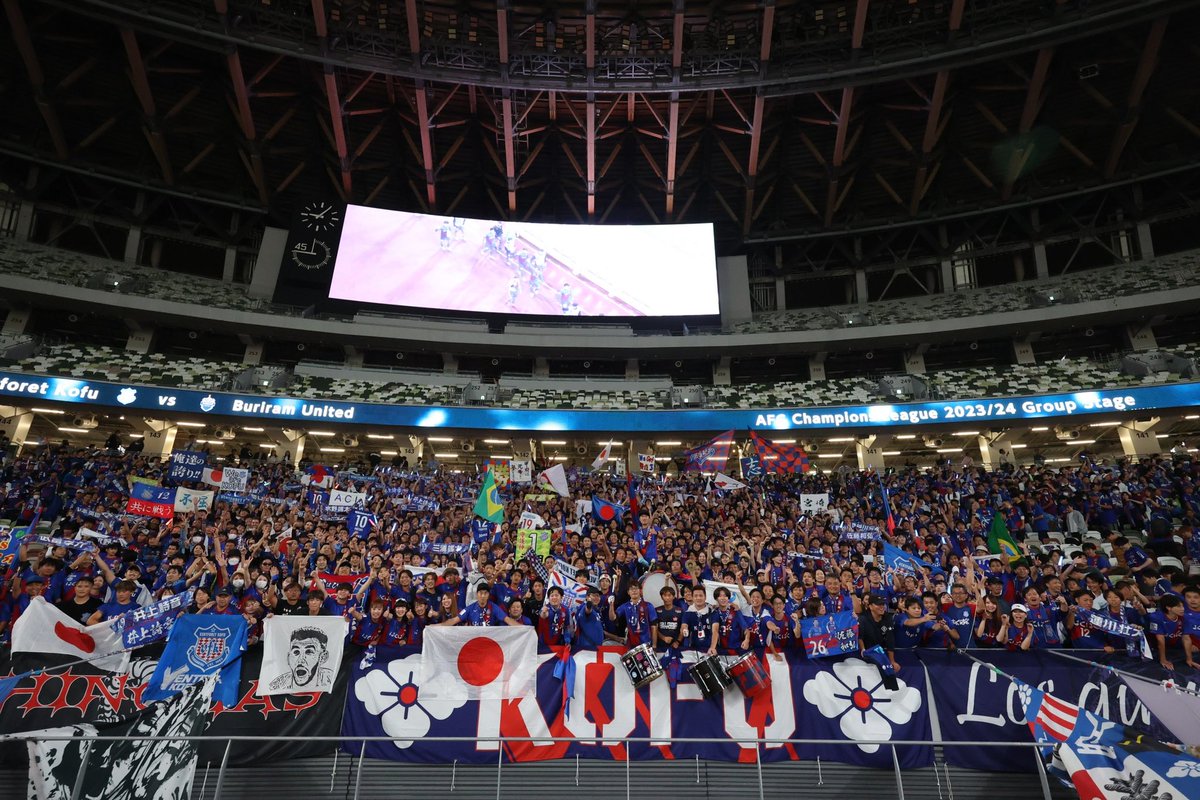 shion__inoue's tweet photo. ヴァンフォーレ甲府に関わる全ての皆様

この度、名古屋グランパスに移籍することになりました。

昇格争いや、J2史上初のACLグループリーグ突破できたことはサッカー人生において大きな財産になりました。

本当にありがとうございました！

甲府大好きです

#ヴァンフォーレ甲府
#井上詩音 https://t.co/KuundXtRIf