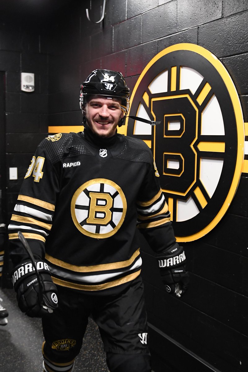 NHLcz's tweet photo. Co takhle dostat Kubu Lauka na #NHLAllStar? 👀

Pojďme zbláznit hokejové Česko! Hlasujte pomocí repostu a přidáním co nejvíce příspěvků s hashtagem #NHLAllStarVote a označením @jakub_lauko! 🗳️ https://t.co/J4ACvfkEY6