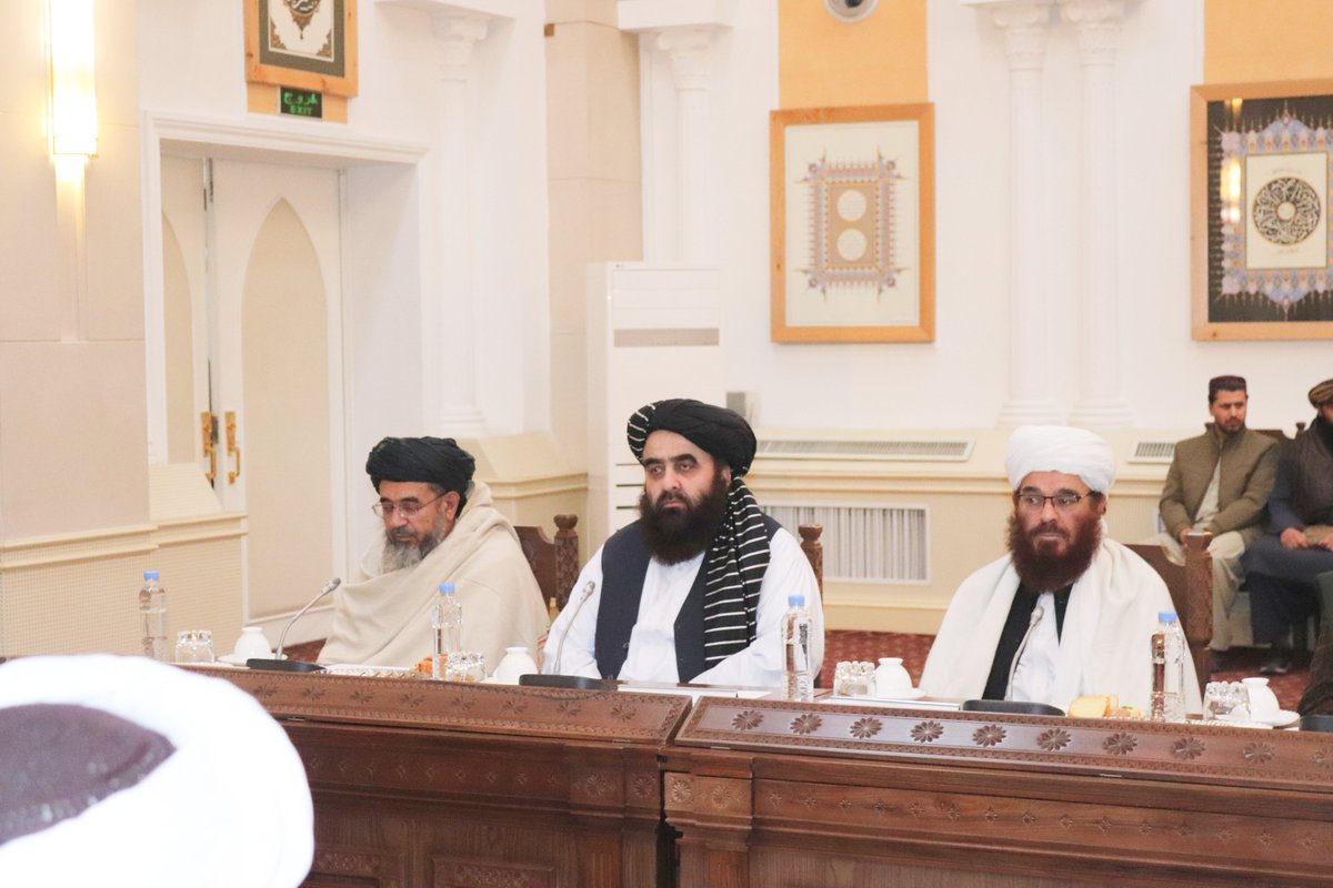 juipakofficial's tweet photo. تصاویر: جے یو آئی سربراہ مولانا فضل الرحمان کی وفد کے ہمراہ امارت اسلامیہ افغانستان کے وزیراعظم  ملا محمد حسن اخوند سے ملاقات
 1/4 https://t.co/HgUKWNn6eA