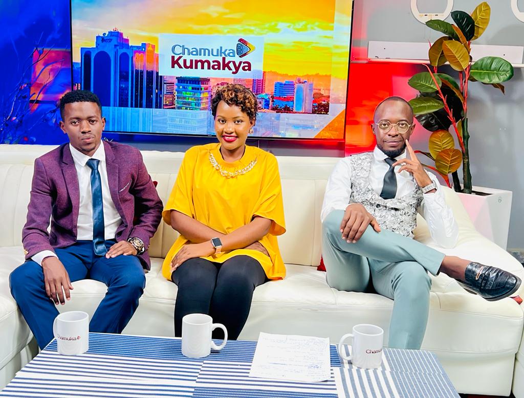 Sober show #ChamukaKumakya is On-Air guys ku #ChamukatvChannel362 on #Azamtvug decorder. #ChamukaKumakya #ChamukatvChannel362 #FfeSanyu #Azamtvug