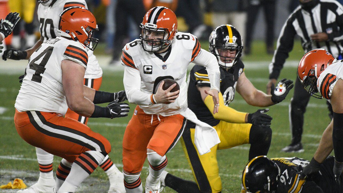 RealTimBailey's tweet photo. Bakers last 2 full and healthy seasons as a starter 

20-13 record 
2 Playoff berths
54 TD 
18 INT 
7500+ passing yards

But hey, it wasn’t the shoulder injury 🤷‍♂️
#BakerMayfield #GoBucs #DawgPound https://t.co/4DM3ARw7UA