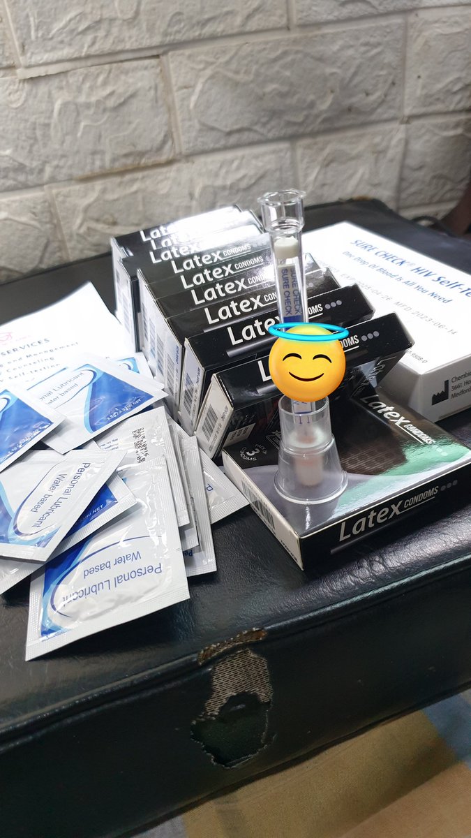 ismolboiking's tweet photo. Get yourself tested. ๐ฉธ
Thankyou @MyHub_Cares for faster transaction.
And sa sangkaterbang condoms and lubes! โค
#GetyourselfTested #MyHubCares #StoptheStigma https://t.co/LhhlILPZcd