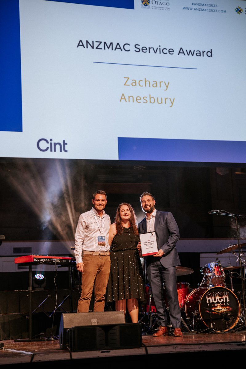 Absolutely delighted to give back to the <a href="/ANZMAC/">ANZMAC 🌏</a>  Community and be recognised with the Service Award in 2023. Thank you to <a href="/pauloharrigan/">Paul Harrigan 🎓🌏</a>, Billy Sung, Lara Stocchi, and Linda Robinson for the opportunity!