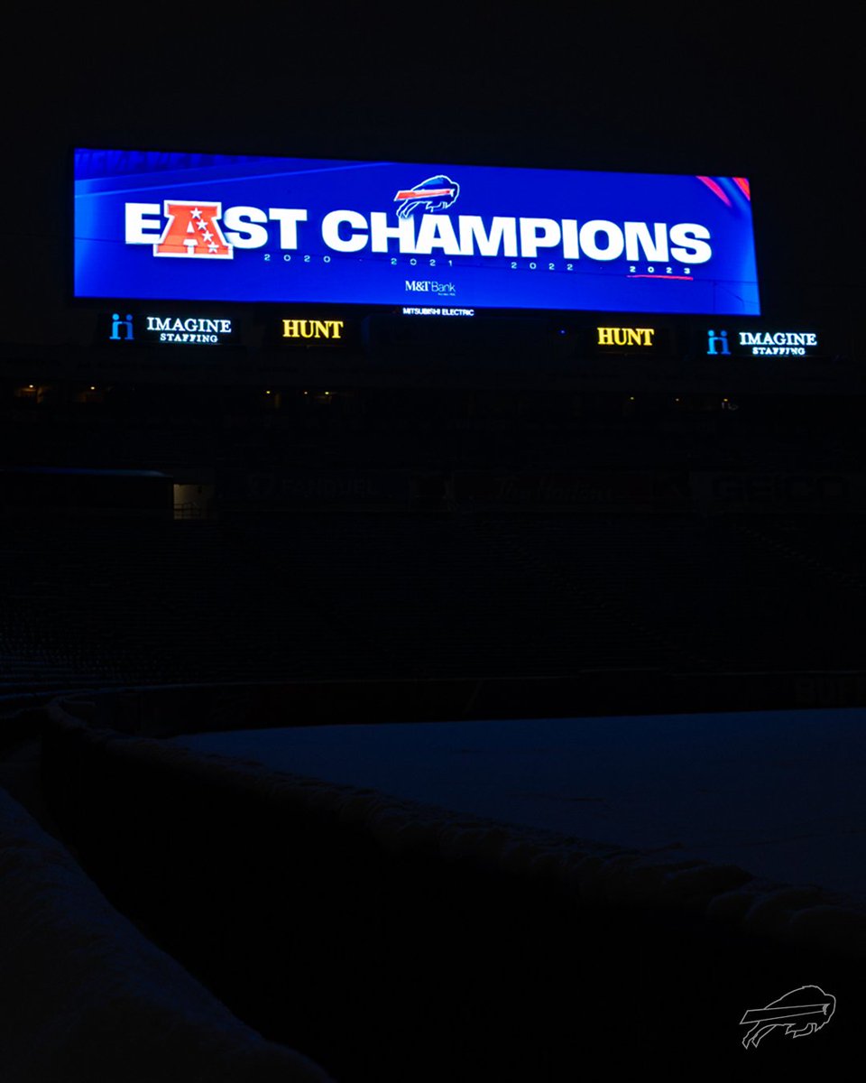 BuffaloBills's tweet photo. Looking good, @HighmarkStadm. 😍

#GoBills | #BillsMafia https://t.co/Ys7dBUZuBO