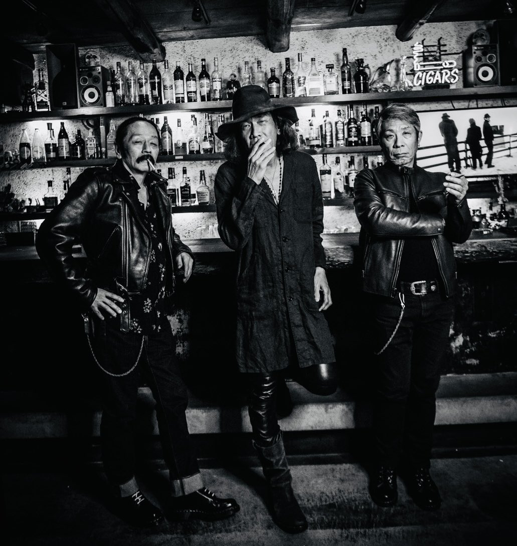 BARGEARMASTER's tweet photo. いよいよ来週
2024年1月13日土曜日
@祇園シルバーウイングス
横浜のRock'n'Rollの雄
THE VODKAが
ニューアルバムを引っ提げて
来京
ギアマスとの2マン
今回はゲストベーシストを
入れての3人編成
Rock'n'Roll Junkies必見！

#ギアマス
#spidermilk 
#thevodka 
#james 
#thestreetsliders https://t.co/OmOies7Acn