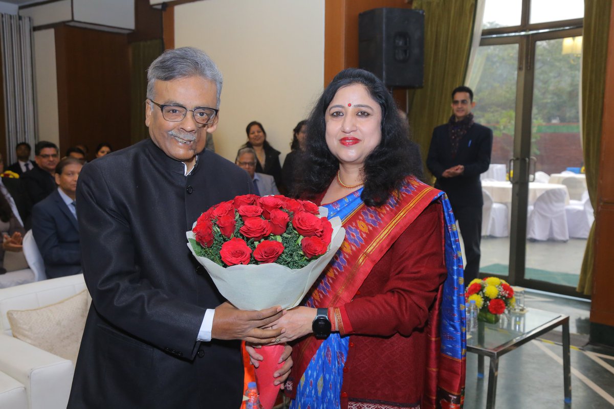 INDOUSSTF's tweet photo. @INDOUSSTF hosted a Meet &amp; Greet event to commemorate the joining of the new Executive Director, Dr. @NishaIUSSTF. This Event was graced by the presence of distinguished dignitaries &amp; esteemed guests representing federal agencies, industry, and academia. https://t.co/i21IhnYrRP