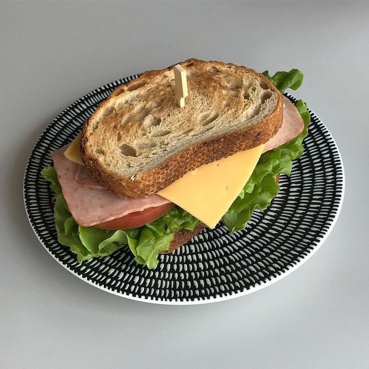 มื้อกลางวันของคนขาย🥪