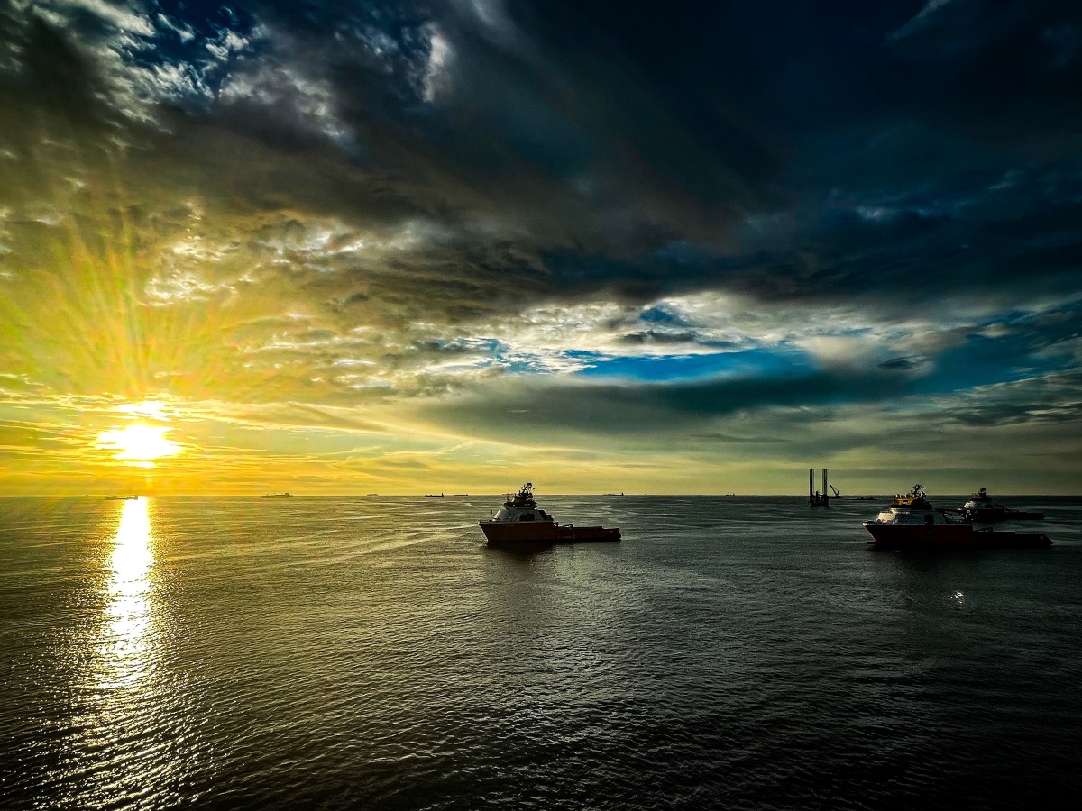 ROVplanet's tweet photo. Ocean Installer in Consortium with Oceaneering have been Awarded a Significant Contract from TotalEnergies EP Angola
#OceanInstaller @Oceaneering @TotalEnergies #angola #fpso #subsea #newcontract #offshore
https://t.co/vKxKB8BMcy https://t.co/PmujSBYTwP