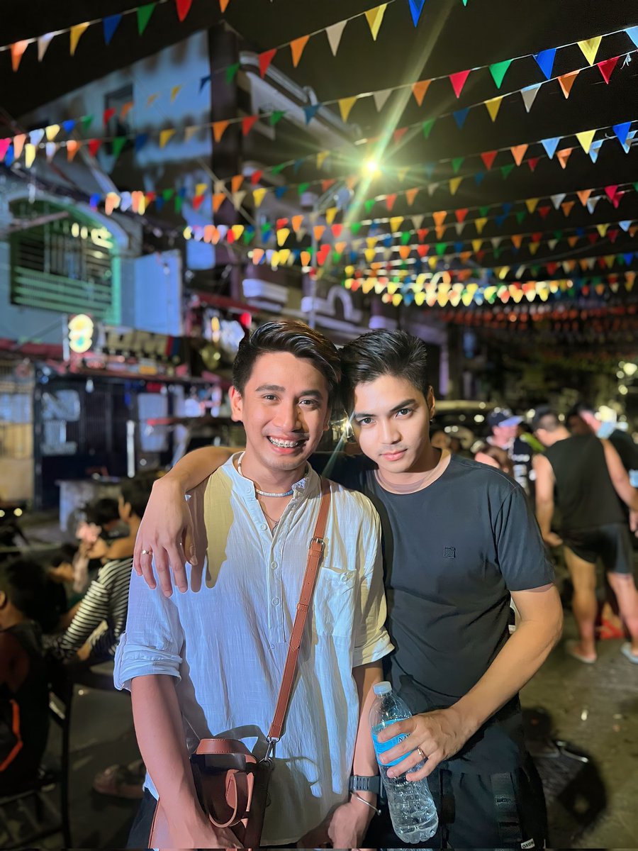 Psalm2022's tweet photo. When At Quiapo's Pogay
- Finally May Picture Na Ko Sa Idol Ko 🖤 https://t.co/54QKE7MSyC