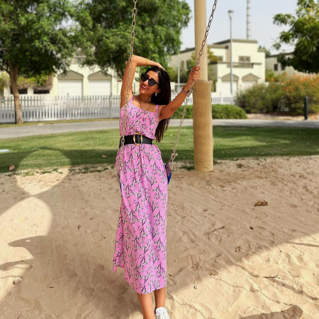 Soaking up sunshine and good vibes in #JumeirahPark 🌞
Share your #NakheelMoments for a chance to shine on our page! 

#Nakheel #NakheelCommunities #MadeForLiving