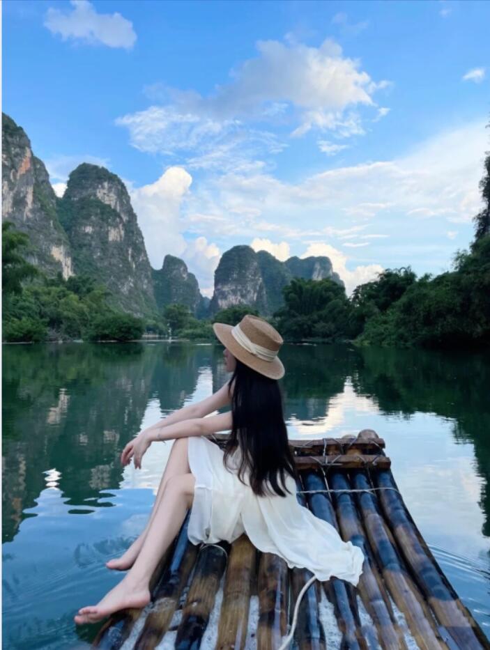 SiZu66's tweet photo. 深圳丝袜按摩，线下约调，丝足恋足丝滑丝袜等你来 #深圳丝足 #深圳女王 #广州丝足 #广州女王 #女S调教 #线下 https://t.co/jBlO0DL9cp
