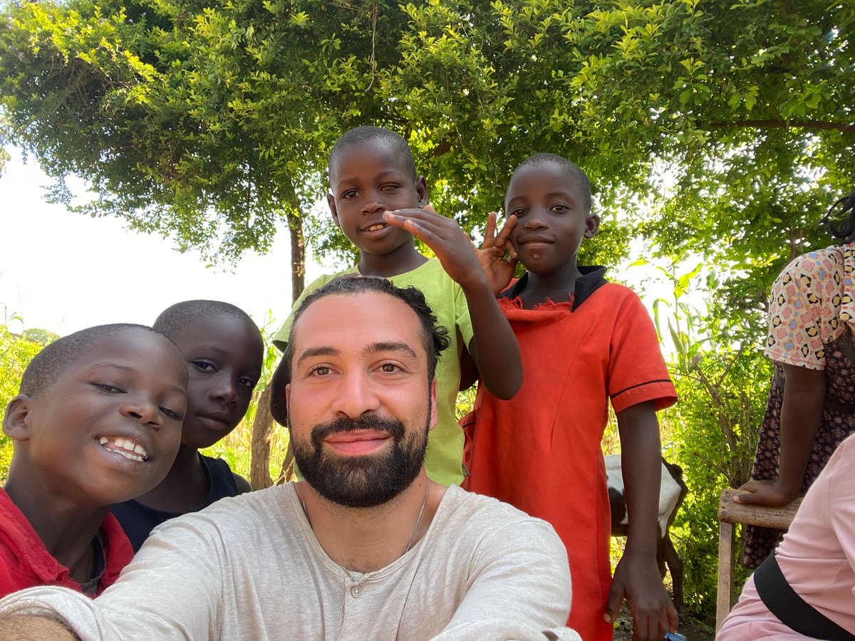BilboFamily's tweet photo. The love from our big brother thanks for visiting our orphanage https://t.co/Ips6dhMybv