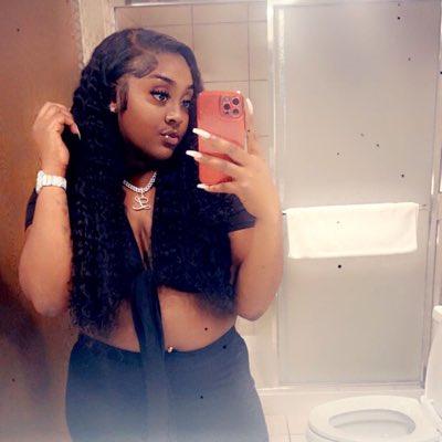 Layyaaa_'s tweet image. #NewProfilePic