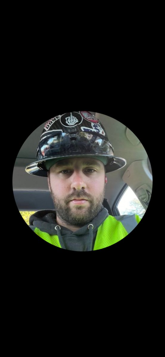 <a href="/CorDovaFPS/">CorDova</a> @oToKeZ_ @oTokeZ_ have fun breaking ur back fixing potholes so I can drive my way to your girlfriends house u poor cuck