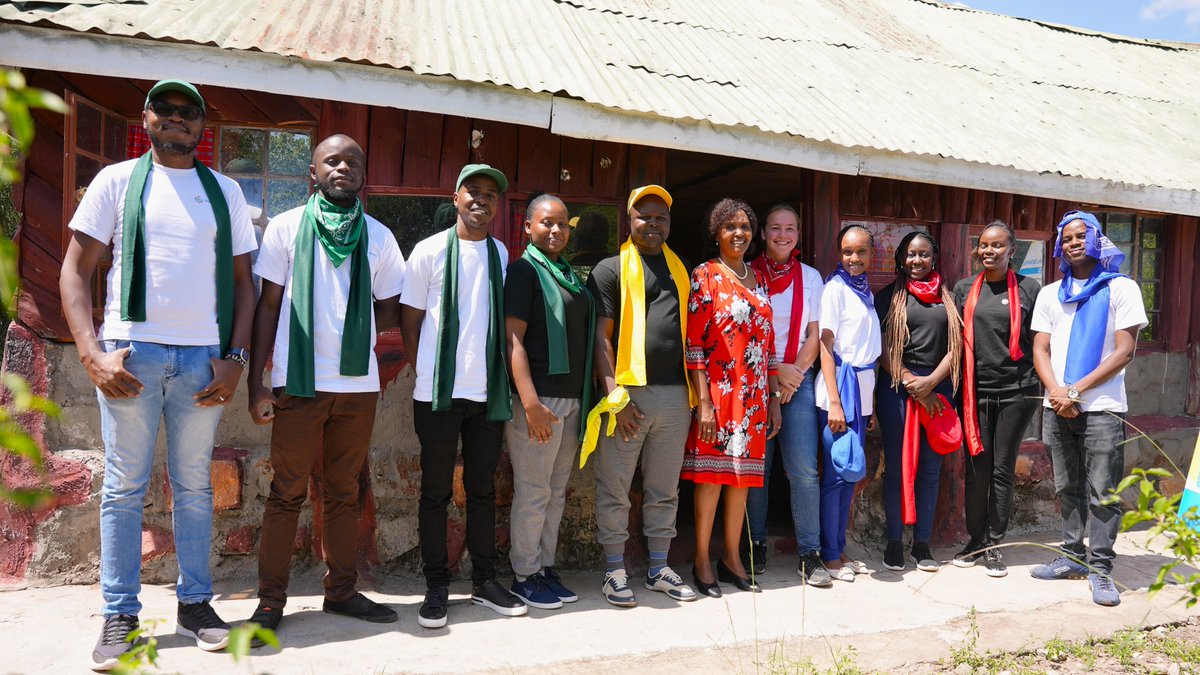 drop_access's tweet photo. A successful organization is built on the foundation of a strong and cohesive team. Our recent team-building activity reflects our commitment to nurturing a positive and collaborative work environment. 
#fyp 
#teambuilding 
#DropAccess 
#2024
#NewYear2024 https://t.co/zys2uVF9u6