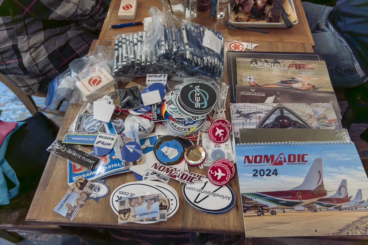jetcitystar's tweet photo. A fantastic time was had at @JacksBBQSeattle for the fifth ever Seattle Aerospace BBQ. Thank you everyone for coming for some good food and great times! Forty people from four countries enjoying a great evening! 🎉🙏 Gallery 1 photos by @zeraphoto &amp; Nikki. #SEAAEROSPACEBBQ https://t.co/WQ8mi0o4r1