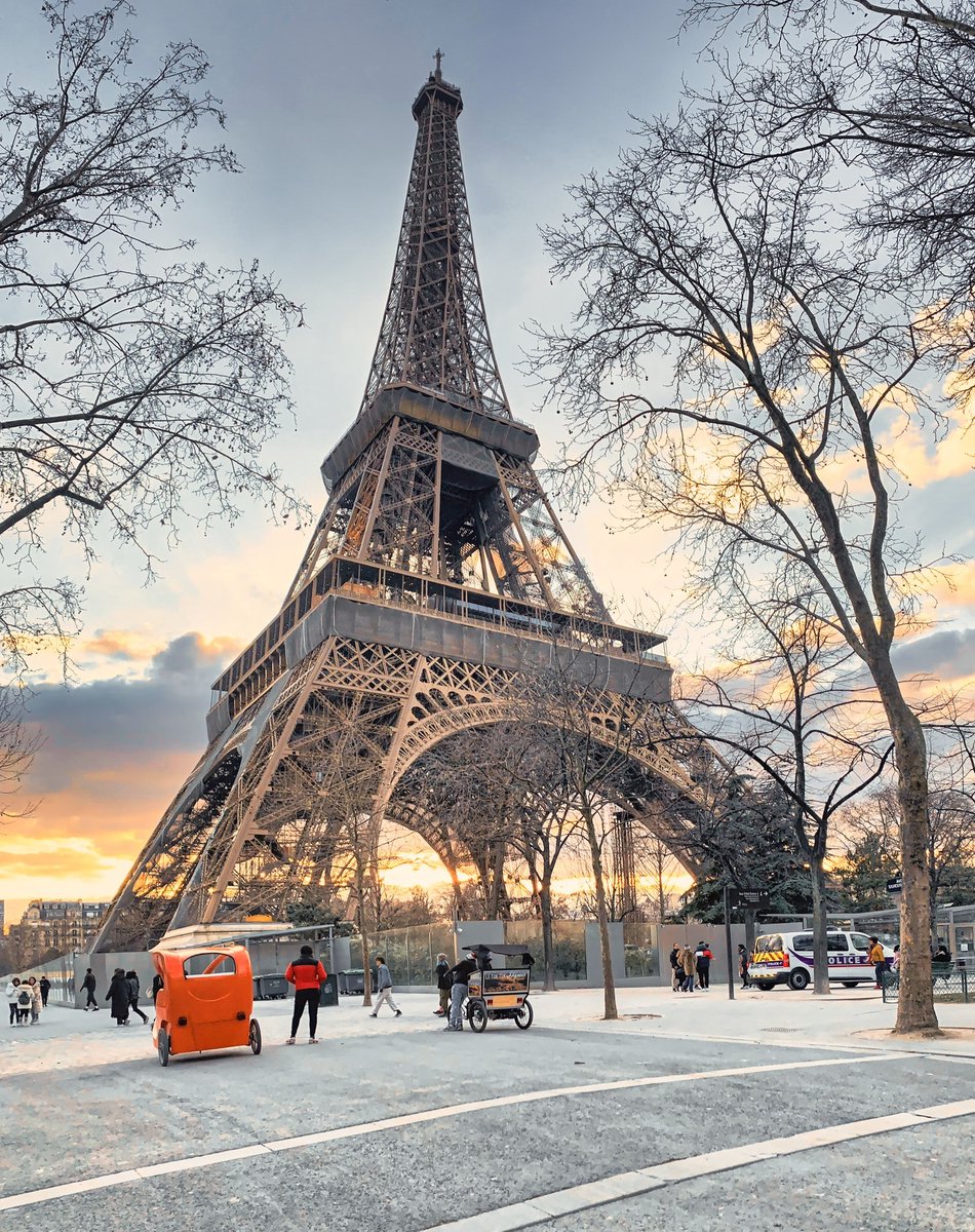Paris Tourisme tweet media