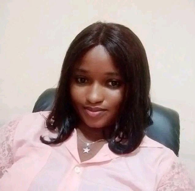 I see many ladies bitter about the donations made to Mummy zee <a href="/_Debbie_OA/">Mummy Zee ✨🇳🇬✨</a>  if u like no go learn home training be there forming bitter feminist.. This just shows you that if you like keep posting ur nakedness on social media men knows what they want.
#mummyzee #viral #today