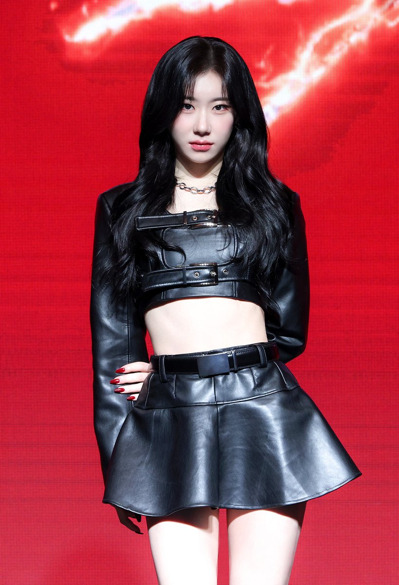 ITZYofficial's tweet photo. ITZY <BORN TO BE> PRESS CONFERENCE (2)

📌 COUNTDOWN LIVE
2024.01.08 MON 5PM (KST) | 3AM (EST)
@melon https://t.co/fbyb3LK1pu
@YouTube https://t.co/ENbzTANYZi

📌 ALBUM RELEASE 
2024.01.08 MON 6PM (KST) | 4AM (EST)
https://t.co/Sym06KXnVj

#ITZY #MIDZY @ITZYofficial
#ITZYComeback
#ITZY_BORNTOBE
#ITZY_UNTOUCHABLE
