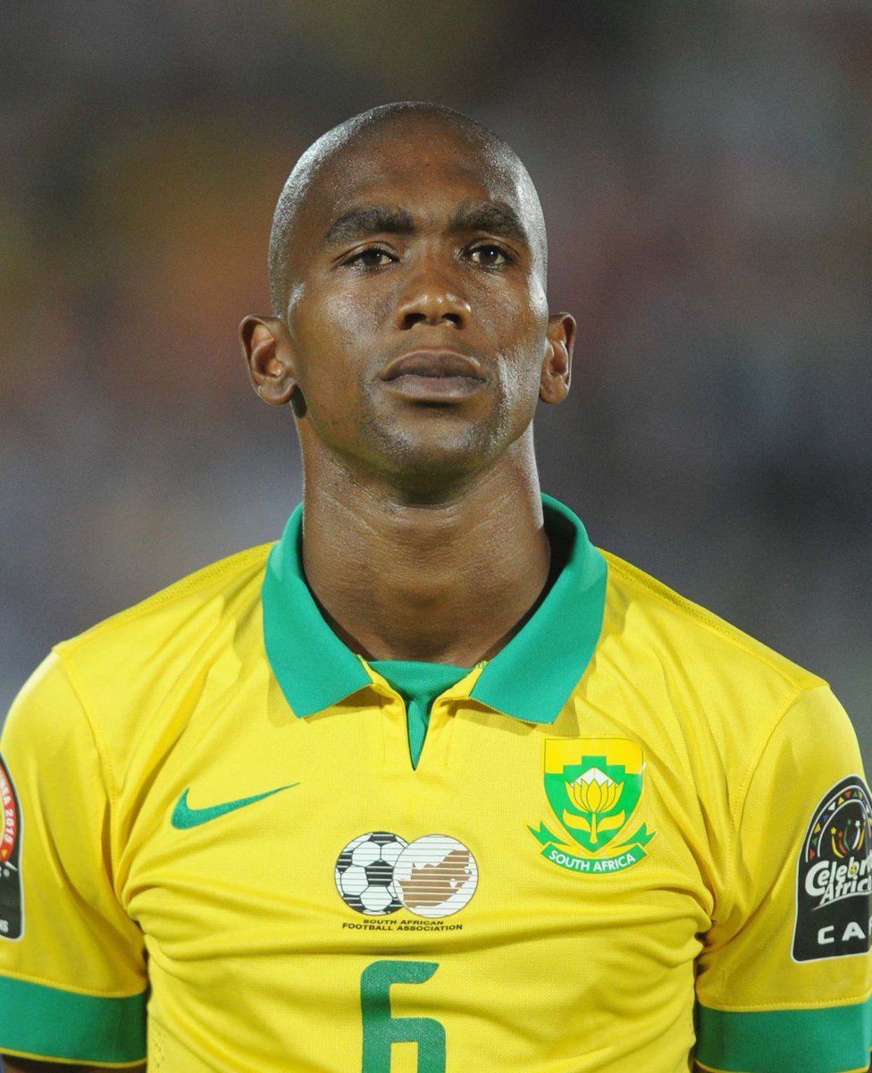 alexsithole's tweet photo. I woke up thinking about that Bafana Bafana right back &amp; how we never used to fight about that position when Anele was still alive 🕊️. May his soul continue resting in peace 🙏🏽 https://t.co/kexlyMwHWS