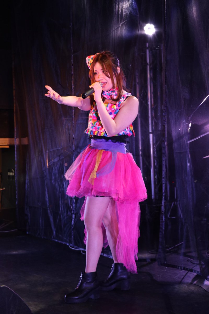 moto_hokutokun's tweet photo. '24.1.6 札幌moleにて #Lalami さんの12周年ライブ「Re BORN」に参戦し��した!
僕のポストをご覧のごく少数の方にはお馴染みの(笑)、写真レポートです😄
まずは #PAPAPAN の衣装でスタート!!
#Lalami12周年 https://t.co/R8JGIlYYnm