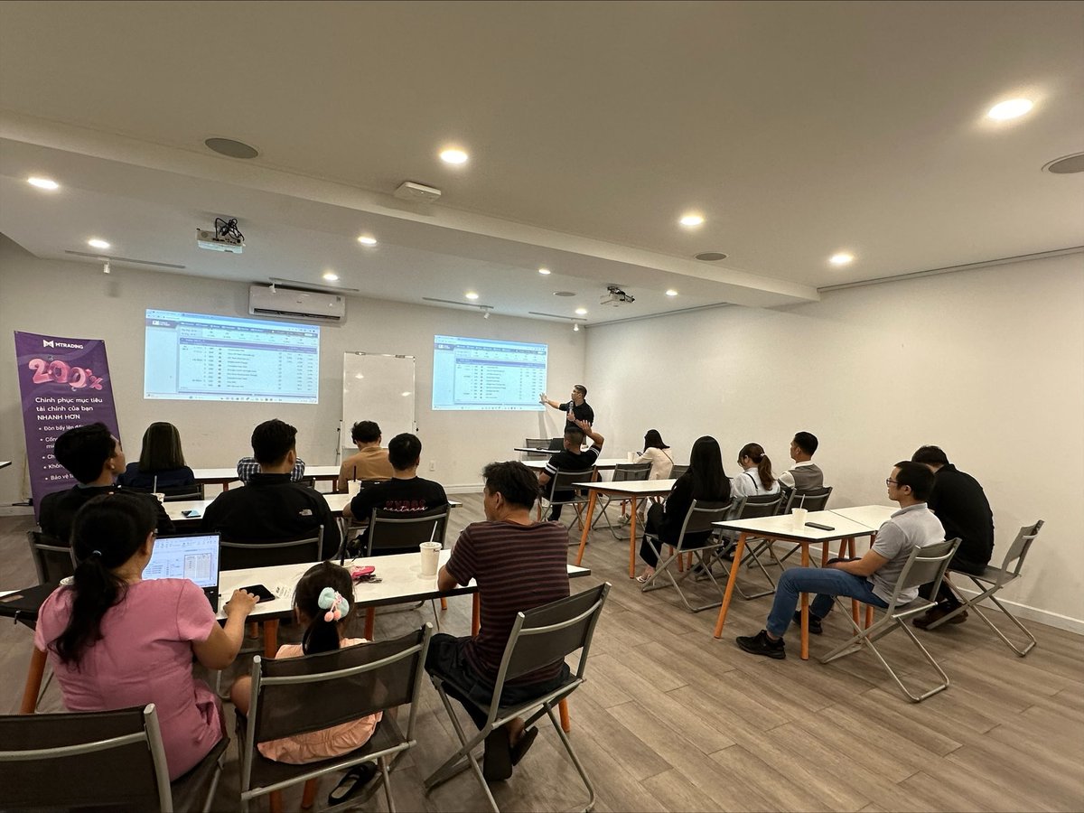 MPlus_Academy's tweet image. #MPlusAcademy cảm ơn Quý anh chị đã dành thời gian để chúng ta có thể ngồi cùng và trao đổi với nhau tại buổi offline hàng tháng trong buổi tối thực chiến tin #NFP thứ 6 vừa qua

🔥Hẹn gặp lại các anh chị em ở buổi gặp mặt lần tới.

#tradeforex #forex