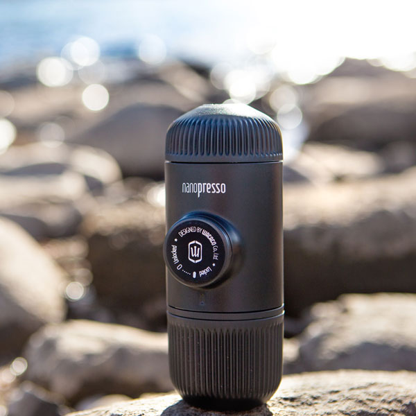 7Store0's tweet image. نانوبريسو هي واحدة من أفضل آلات الإسبريسو وأكثرها تنوعًا
📌مصمم حتى يسهل عليك تحضير قهوتك المفضلة وسهولة حمله في اي مكان
📌السعر : 35 ريال عماني
📥اطلبه الان
7storeonline.com/product/wacaco…

.
.
#7store0  #oman #coffemaker #coffee #coffeeshop  #coffeelover