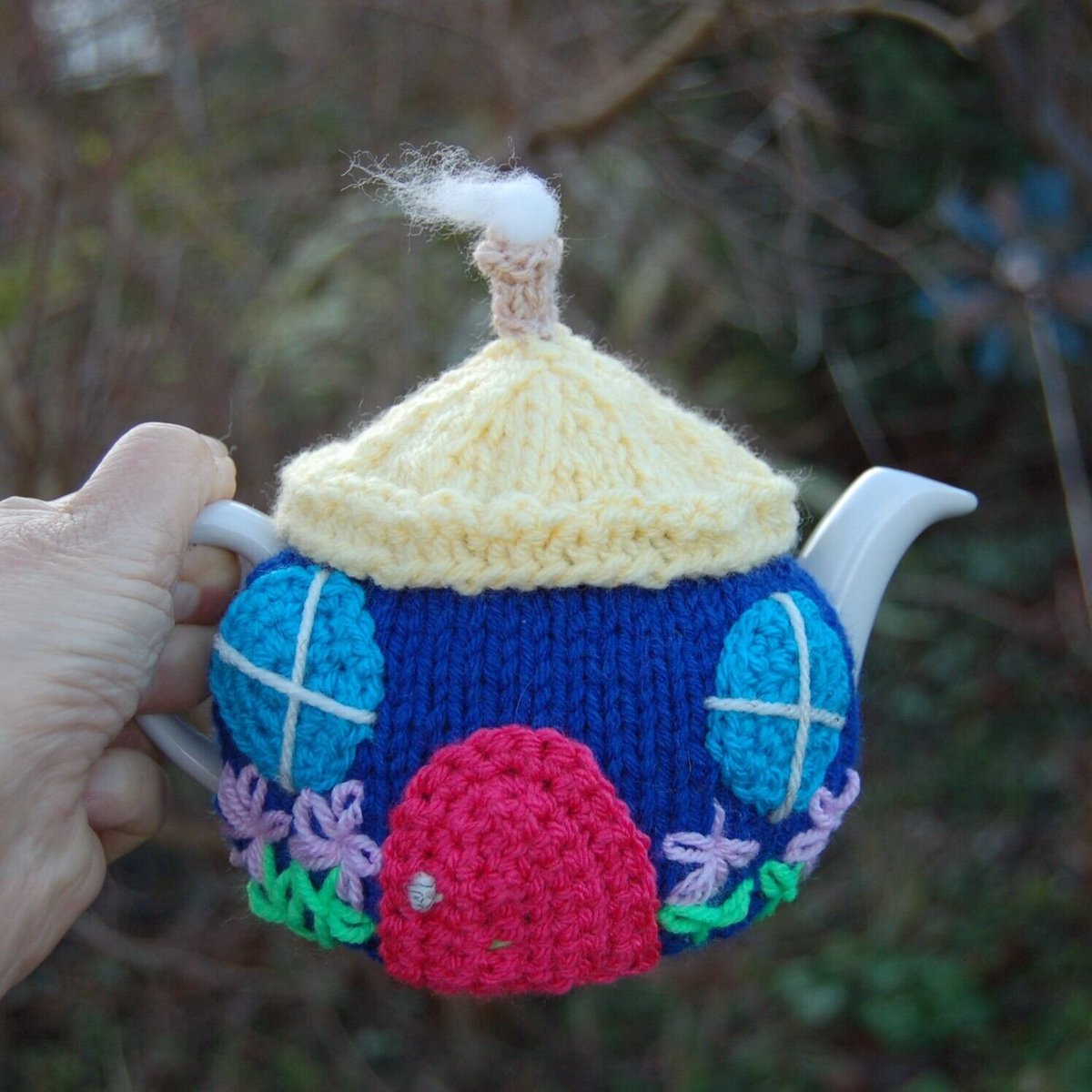 hand knitted or crochet tea cosy to fit a small one cup teapot - various designs ebay.co.uk/itm/1852048523… #eBay via @eBay_UK 

#teacosy #teacozy #teapotcover